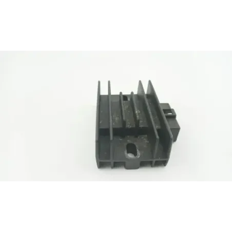 Regulateur charge batterie YAMAHA YBR 125 2005 - 2006