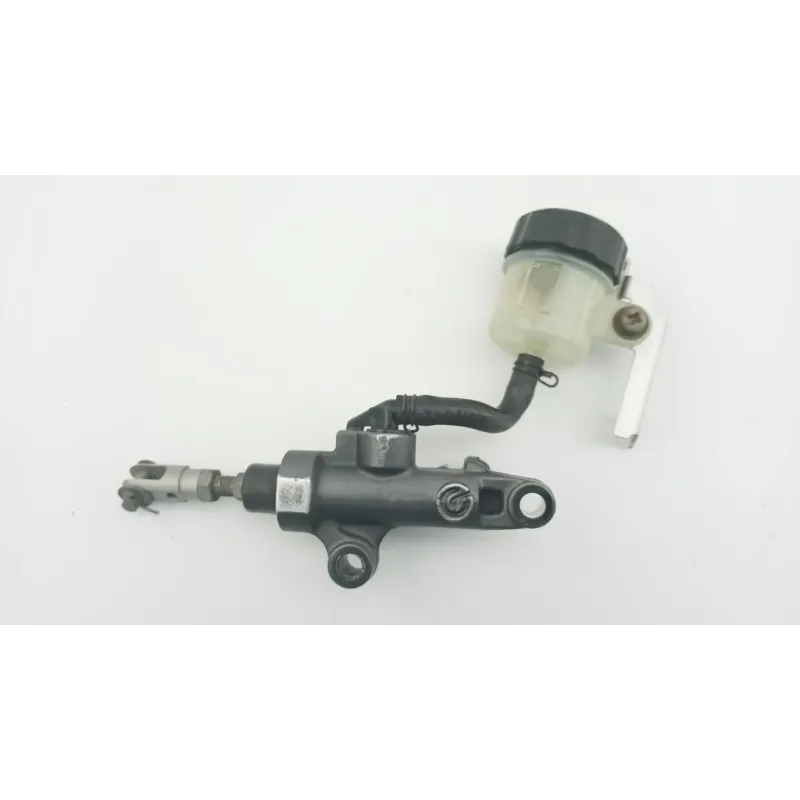 Maitre cylindre frein arriere YAMAHA YZF 1000 R1 2004 - 2006