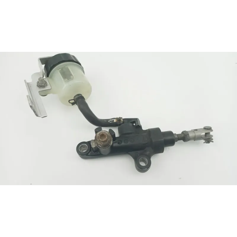 Maitre cylindre frein arriere YAMAHA YZF 1000 R1 2004 - 2006