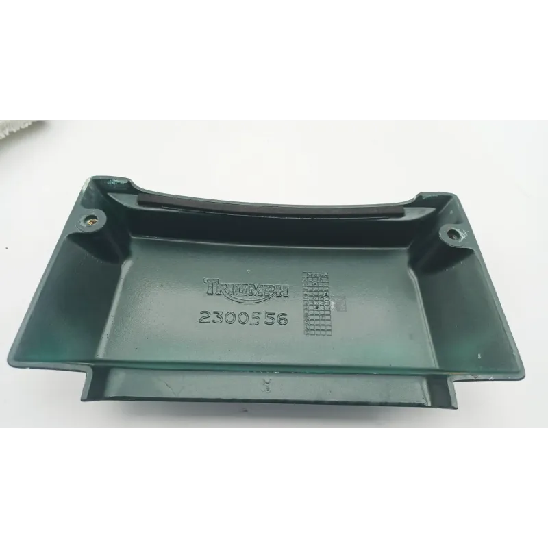 Separation de coque arriere TRIUMPH TROPHY 1200 1992 - 1995