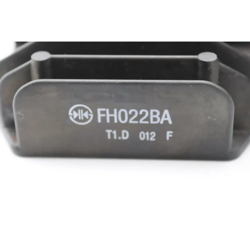 Regulateur charge batterie SUZUKI GSXS 125 ABS 2017 - 2025