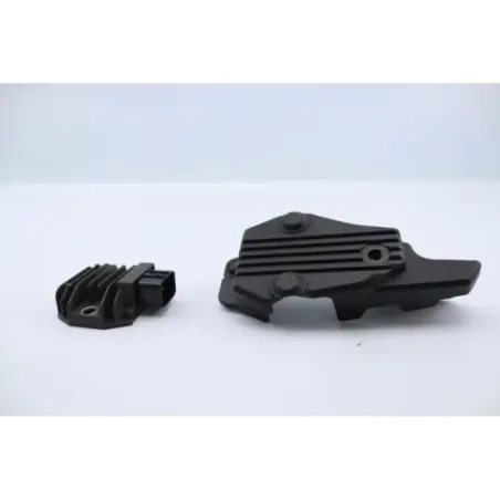 Regulateur charge batterie SUZUKI GSXS 125 ABS 2017 - 2025