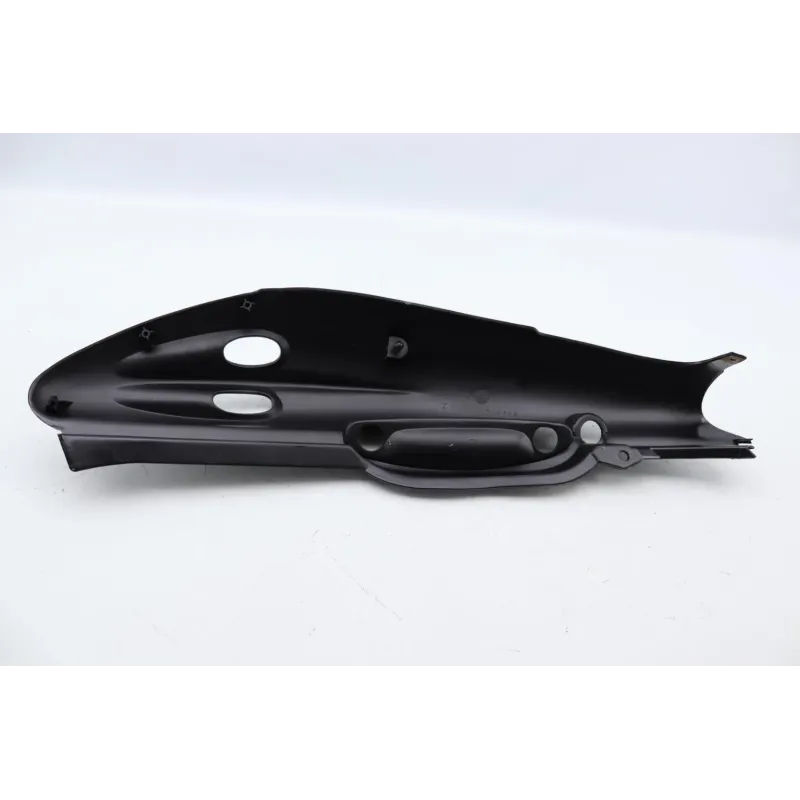 Coque arriere gauche SUZUKI AY 50 KATANA 1997 - 2006