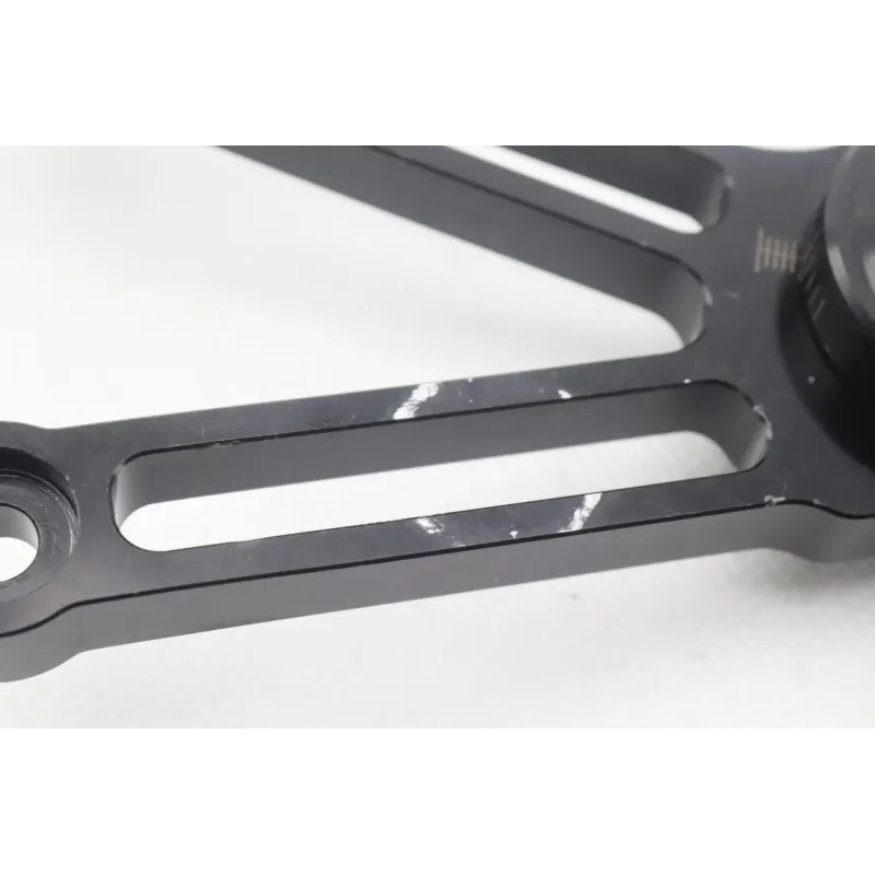 Platine avant droite YAMAHA YZF 1000 R1 2009 - 2011
