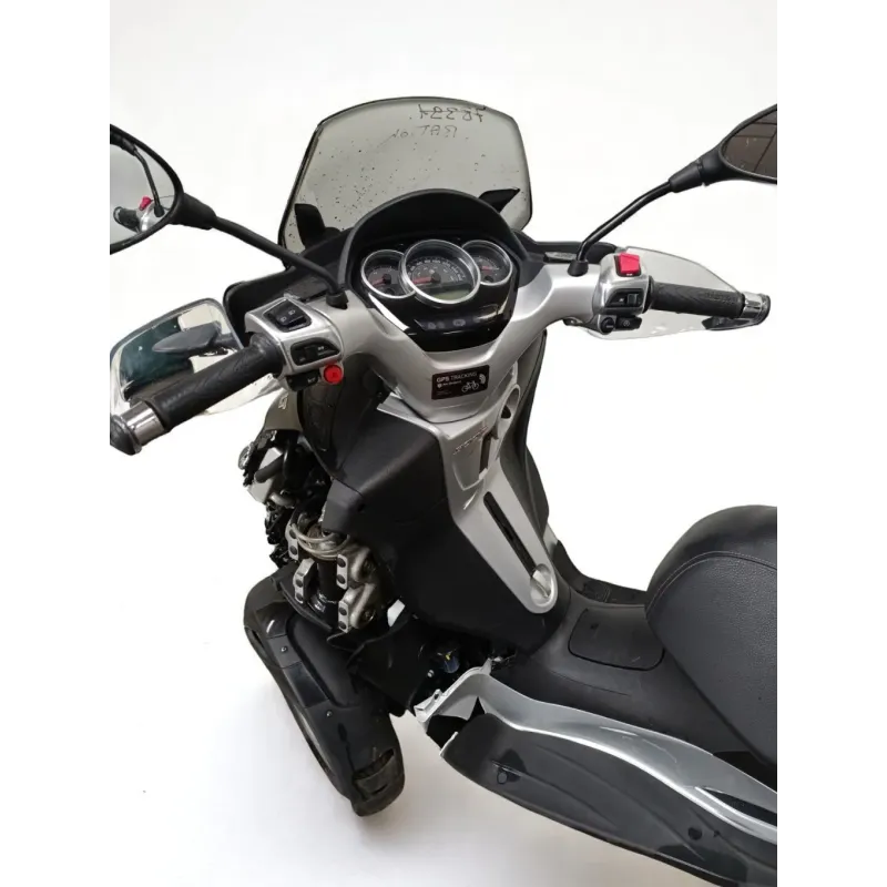 PIAGGIO MP3 300 YOURBAN