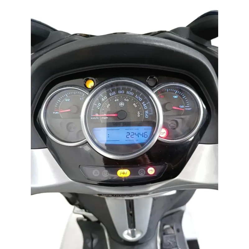 PIAGGIO MP3 300 YOURBAN