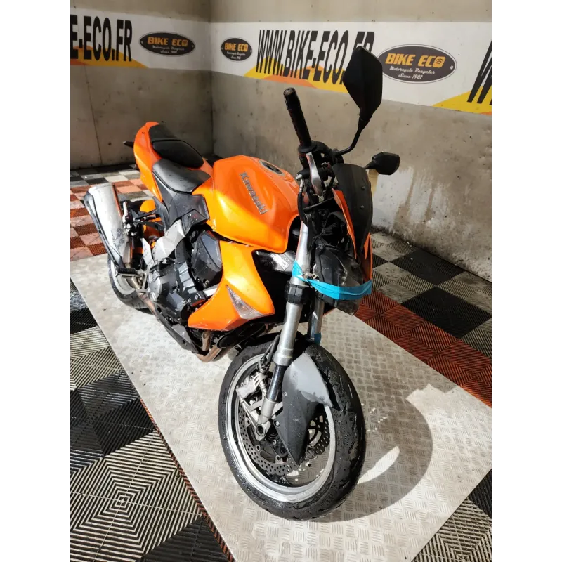 KAWASAKI Z1000