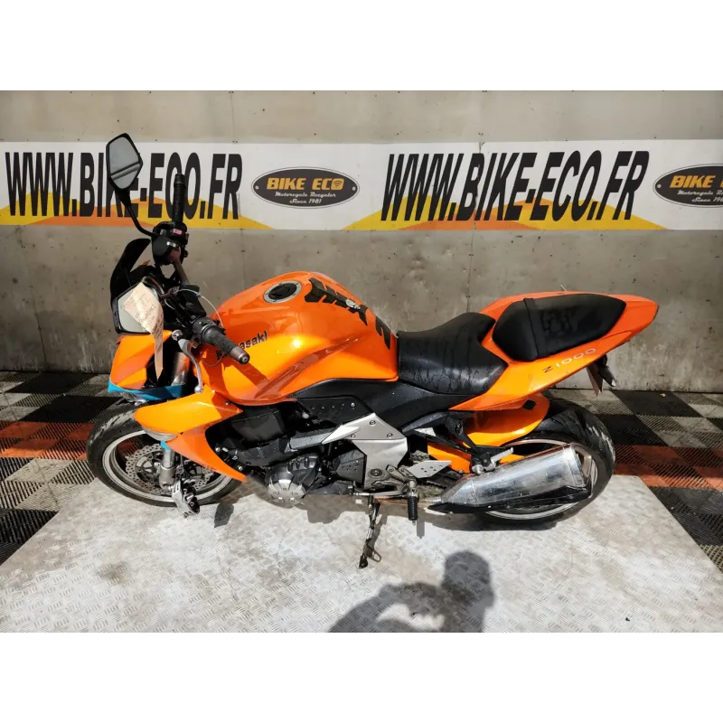 KAWASAKI Z1000