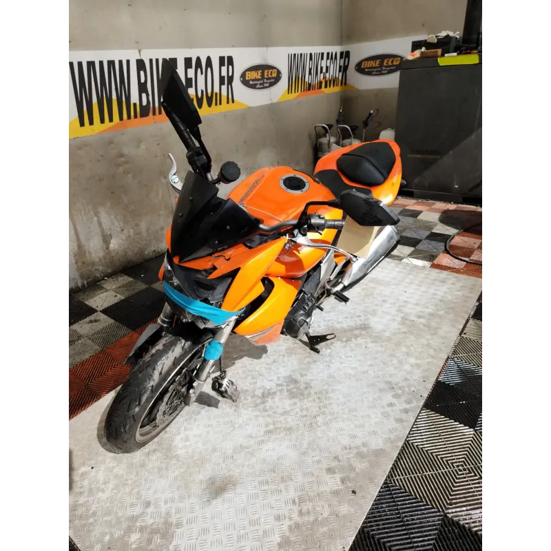 KAWASAKI Z1000