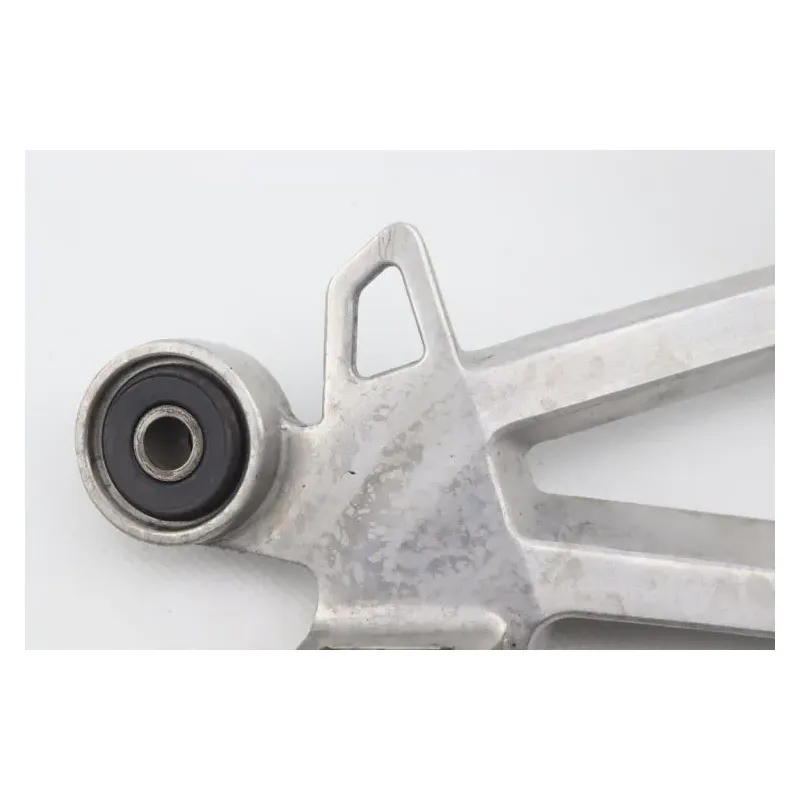 Platine arriere droite YAMAHA FZS 600 FAZER 2002 - 2003