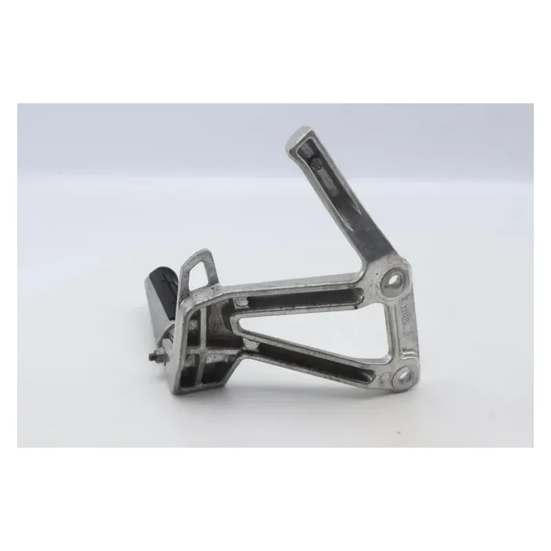 Platine arriere gauche YAMAHA FZS 600 FAZER 2002 - 2003