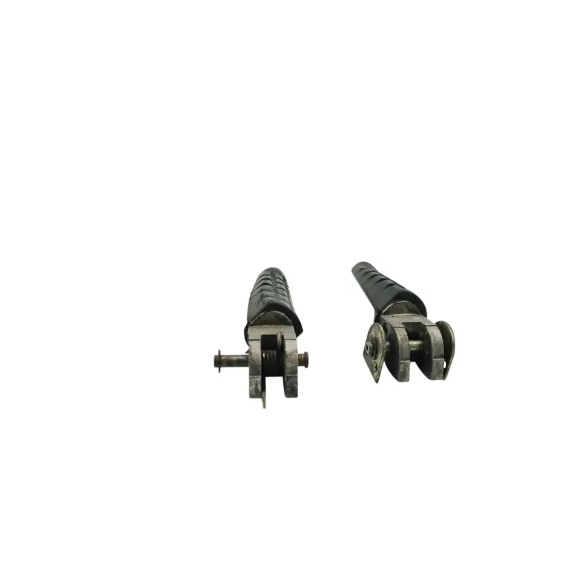 Repose pieds arriere droit DUCATI MONSTER 900 2001 - 2002
