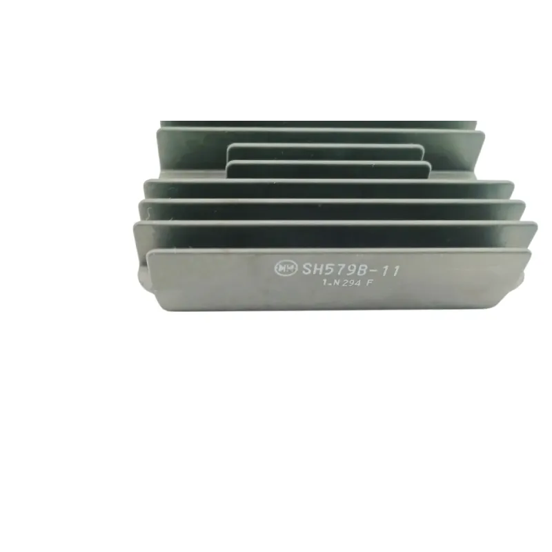 Regulateur charge batterie DUCATI MONSTER 900 2001 - 2002