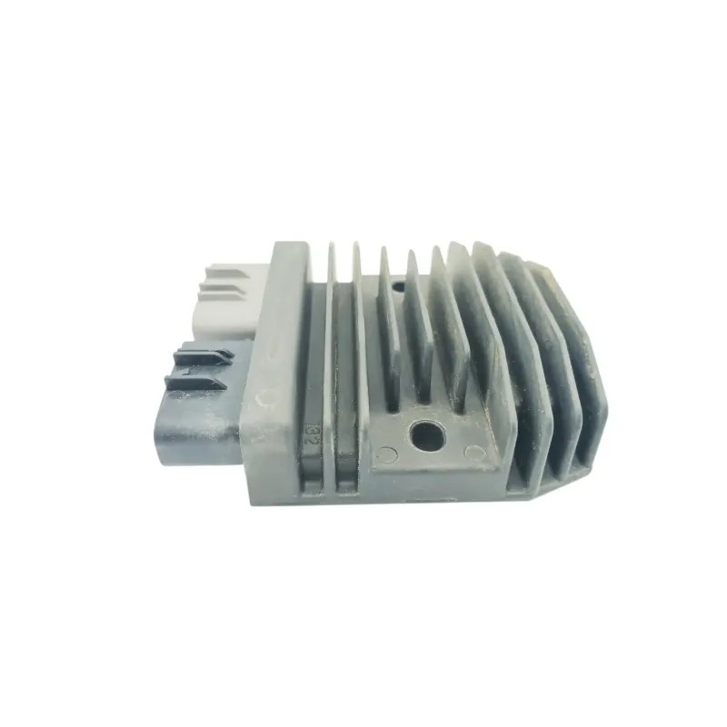 Regulateur charge batterie HONDA CB 750 HORNET ABS 2023 - 2026