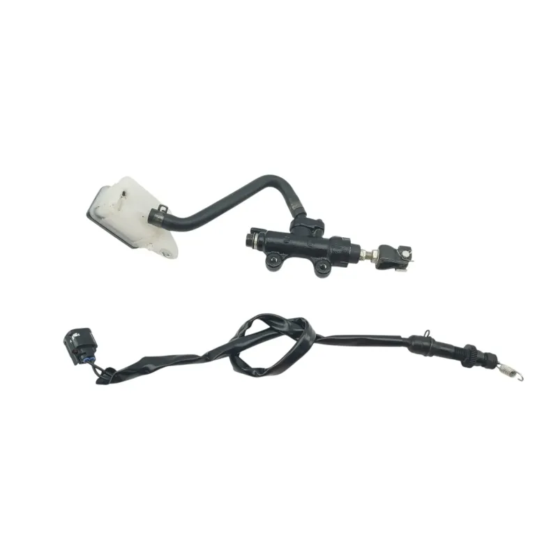 Maitre cylindre frein arriere HONDA CB 750 HORNET ABS 2023 - 2026
