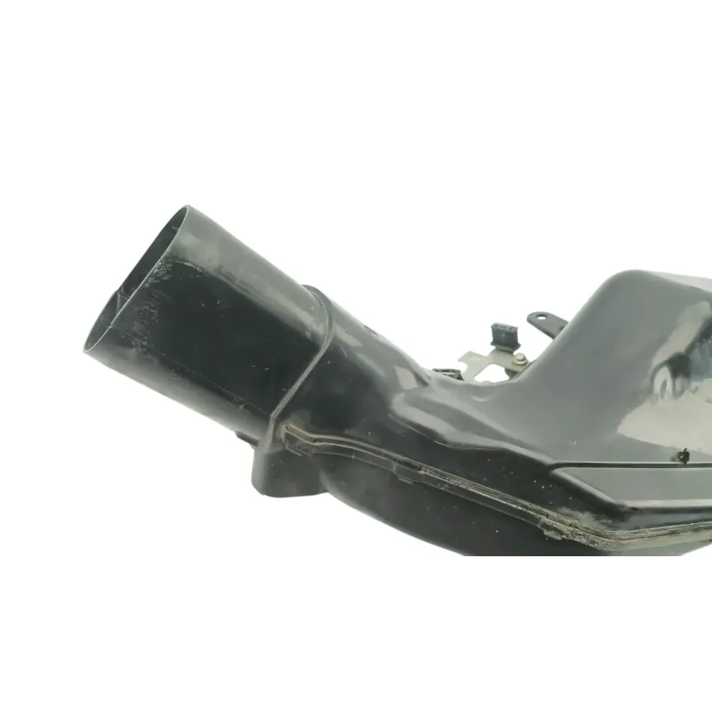Conduit air gauche SUZUKI GSXR 1300 HAYABUSA 2008 - 2010