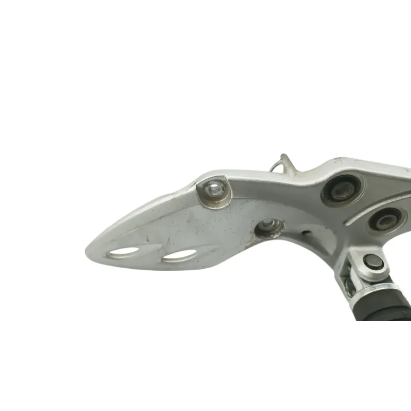Platine avant droite SUZUKI GSXR 1300 HAYABUSA 2008 - 2010