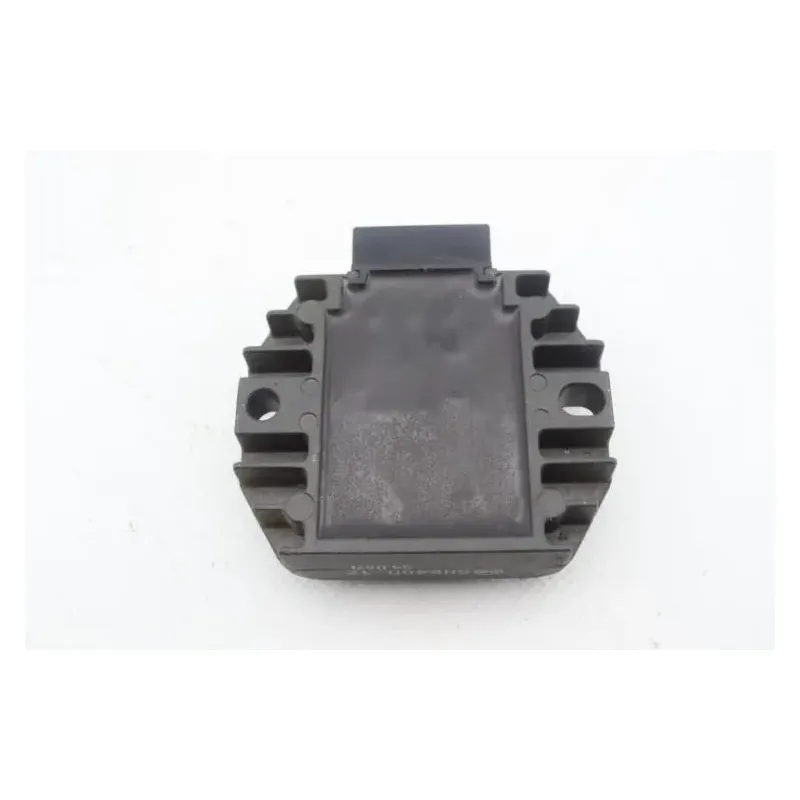 Regulateur charge batterie PIAGGIO BEVERLY 125 2004 - 2005