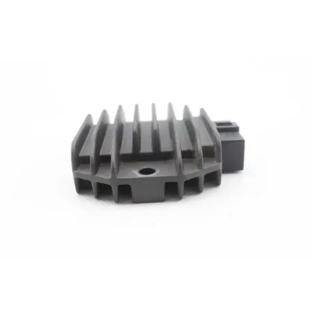 Regulateur charge batterie PIAGGIO BEVERLY 125 2004 - 2005
