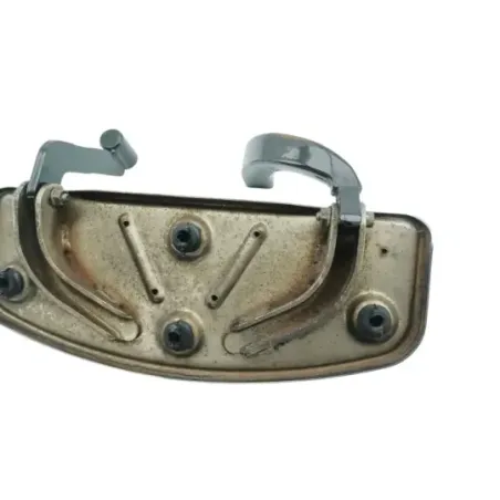 Platine avant droite HARLEY DAVIDSON FLHTCU 1450 ELECTRA GLIDE ULTRA CLASS 2000 - 2006