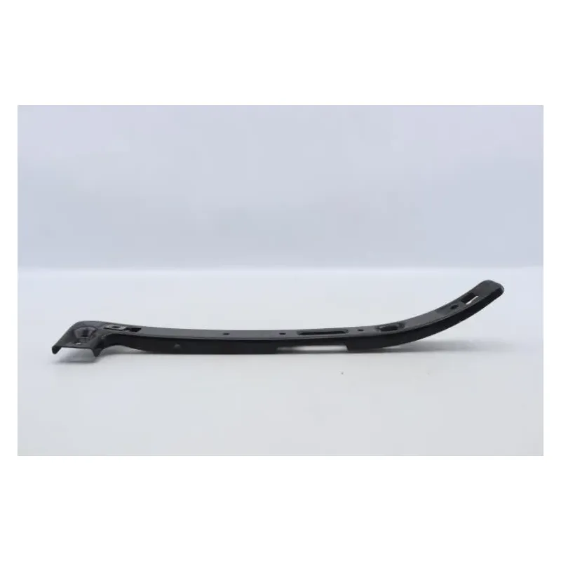 Support marche pied gauche PIAGGIO BEVERLY 125 2004 - 2005