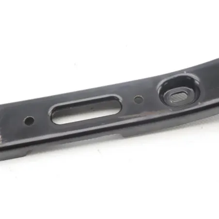 Support marche pied gauche PIAGGIO BEVERLY 125 2004 - 2005