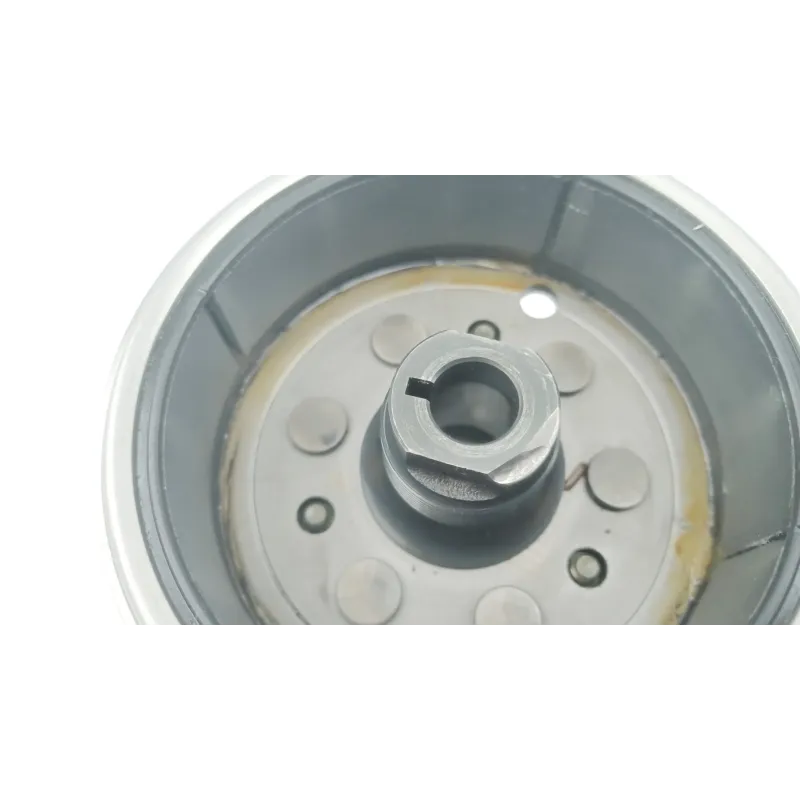 Rotor volant moteur SUZUKI GN 125 1983 - 2002