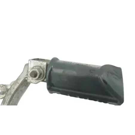Repose pieds avant droit SUZUKI GN 125 1983 - 2002