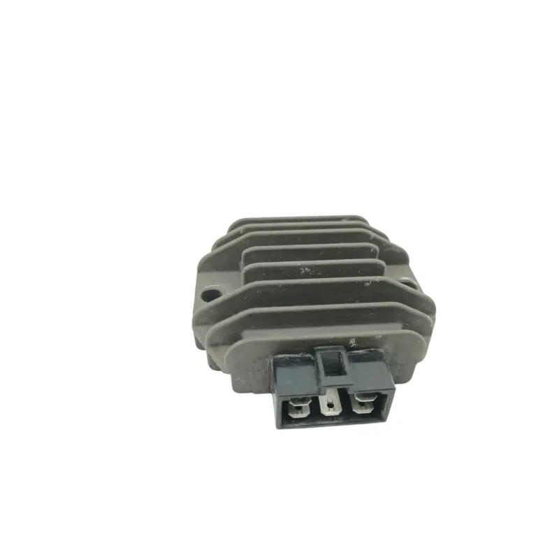 Regulateur charge batterie YAMAHA YZF 125 R 2008 - 2013