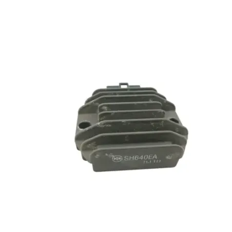 Regulateur charge batterie YAMAHA YZF 125 R 2008 - 2013