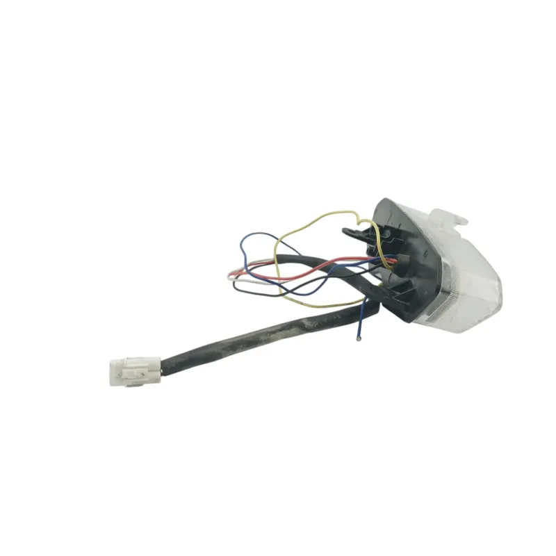 Feu arriere YAMAHA YZF 600 R6 2003 - 2004