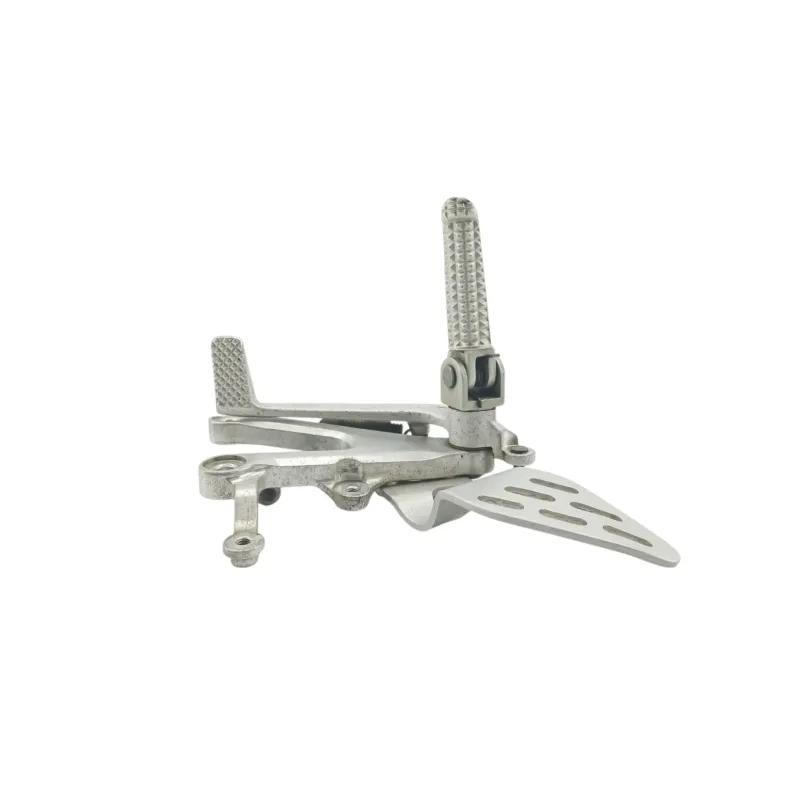 Platine avant droite YAMAHA YZF 600 R6 2003 - 2004