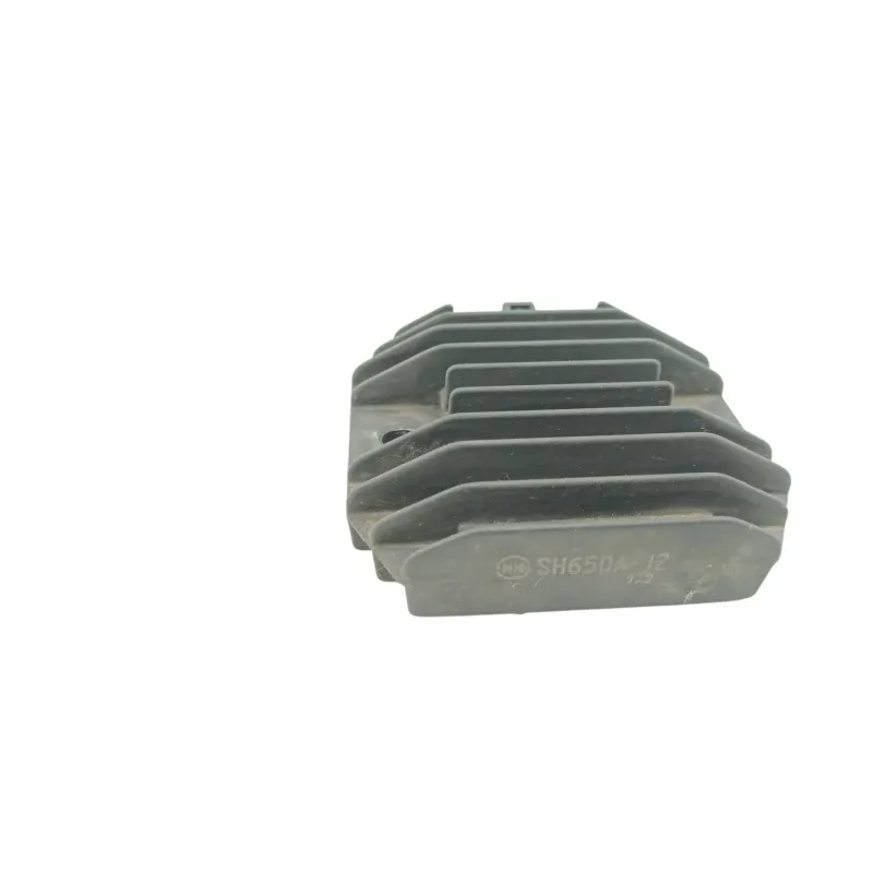 Regulateur charge batterie KAWASAKI ZR7 750 1999 - 2004