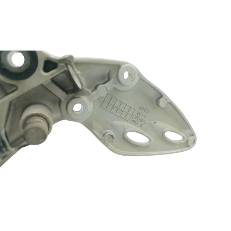 Platine avant droite SUZUKI GSXR 1300 HAYABUSA 2008 - 2010