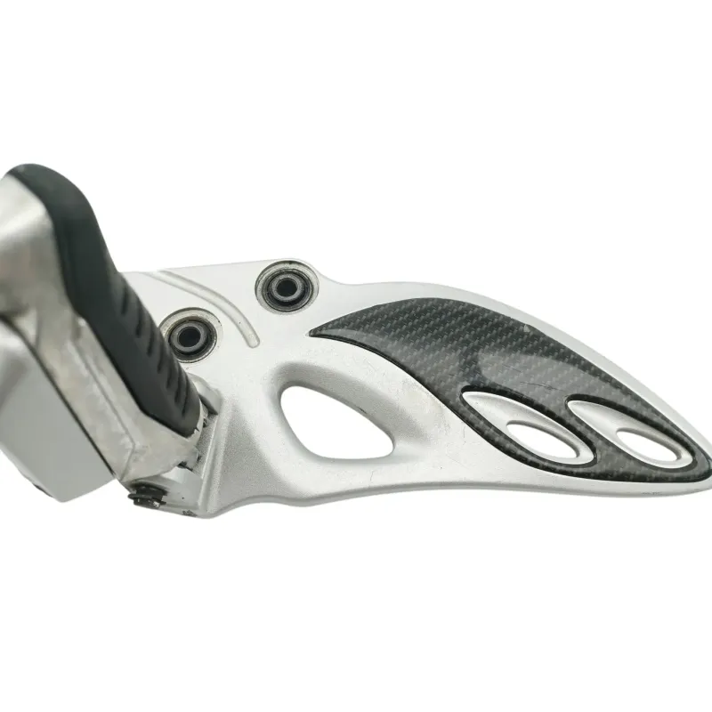 Platine avant gauche SUZUKI GSXR 1300 HAYABUSA 2008 - 2010