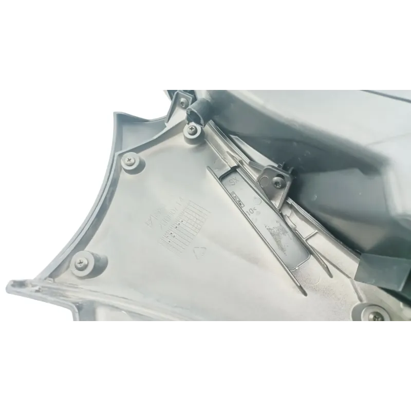 Plancher marche pied gauche PIAGGIO MP3 350 MAXI SPORT ABS 2018 - 2020