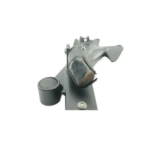 Platine avant gauche HONDA CBF 600 N 2008 - 2012