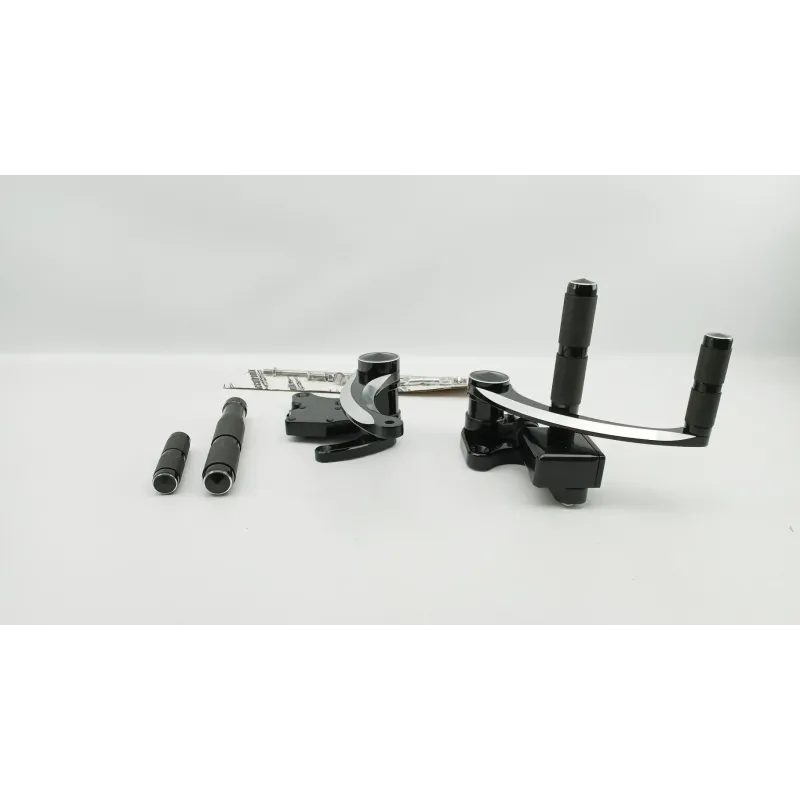 Platine avant droite HARLEY DAVIDSON FLST 1450 SOFTAIL 2000 - 2005