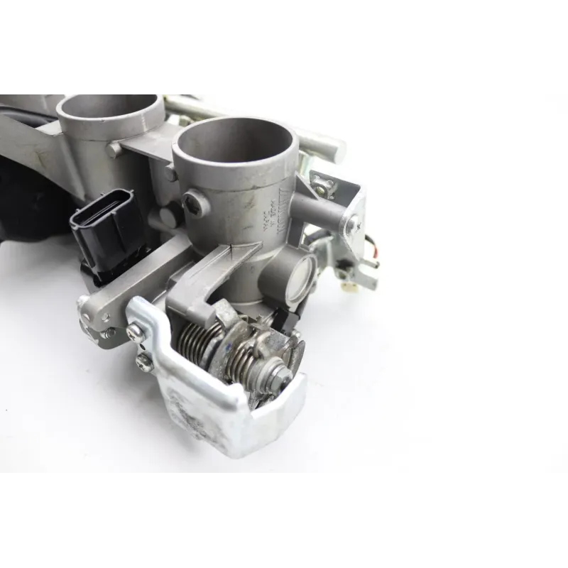 Rampe d'injection YAMAHA FJR 1300 2016 - 2020