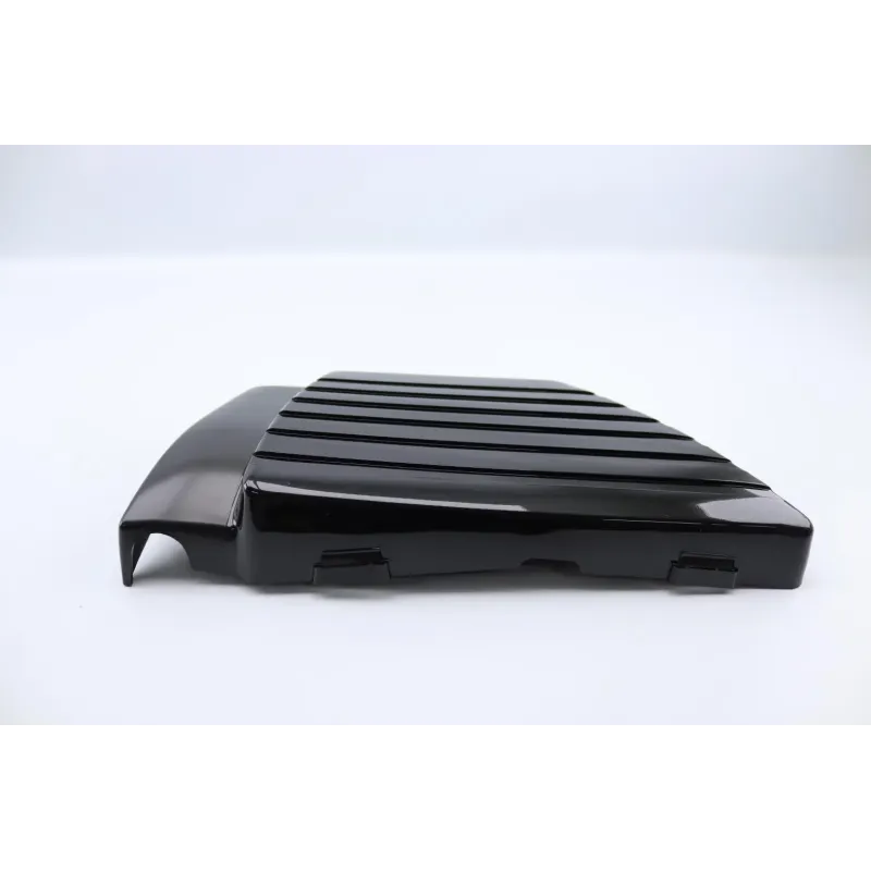 Cache sous selle droit SUZUKI GSX 400 E 1980 - 1981