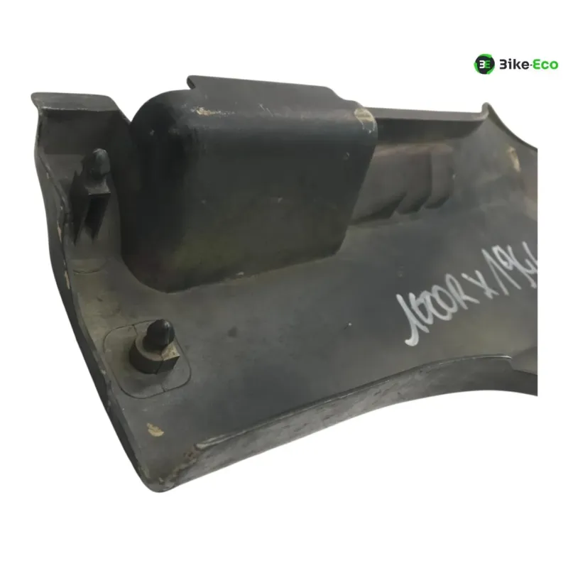 Cache carenage sous selle gauche KAWASAKI GPZ 1000 RX 1986-1988