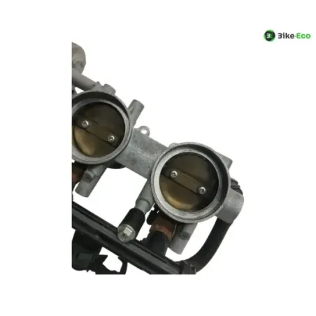 Rampe d'injection MV AGUSTA BRUTALE 800 2012-2015