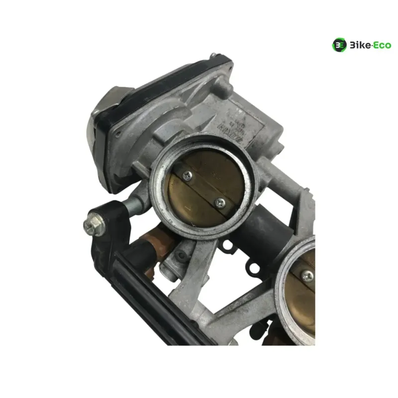 Rampe d'injection MV AGUSTA BRUTALE 800 2012-2015