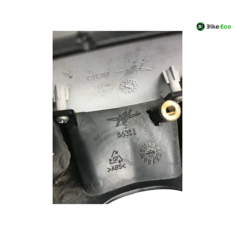 Cache carenage face avant MV AGUSTA BRUTALE 800 2012-2015