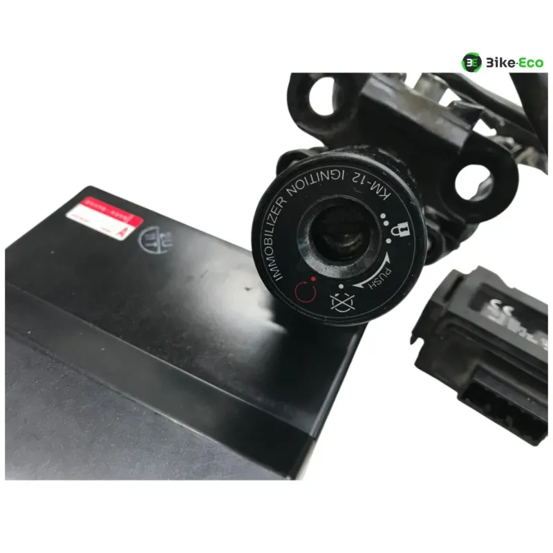 Jeu de serrure contacteur a cle code KAWASAKI Z 900 RS 2018-2019
