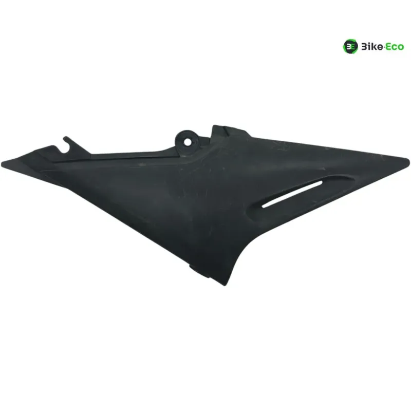Cache carenage sous selle droit YAMAHA XJ 600 S 1996-2002 DIVERSION