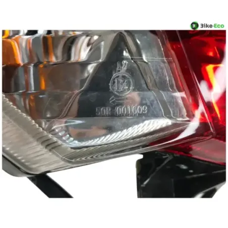 Feu arriere PEUGEOT KISBEE 50 2011-2017 4T