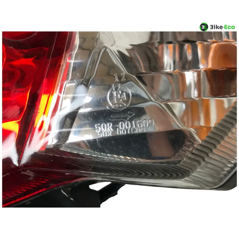 Feu arriere PEUGEOT KISBEE 50 2011-2017 4T