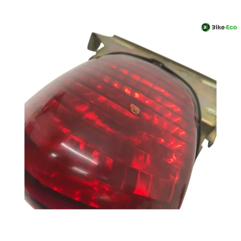 Feu arriere SUZUKI GSX F 750 1998-2003