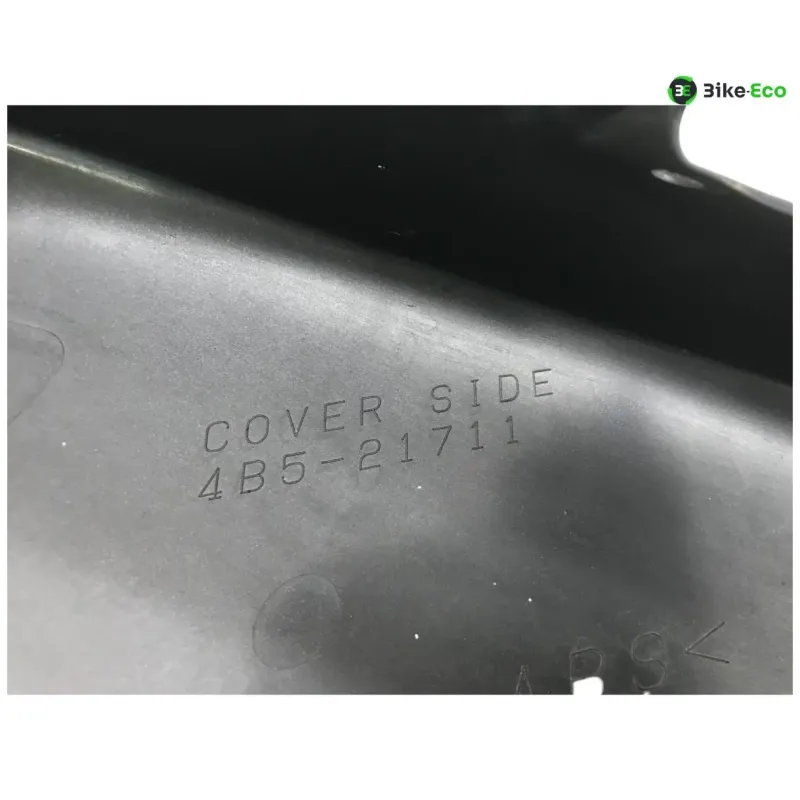 Cache carenage coque arriere gauche YAMAHA XP 500 2008-2011 TMAX